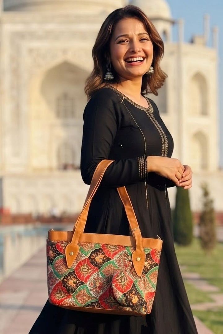 True Style-  Hand Bag