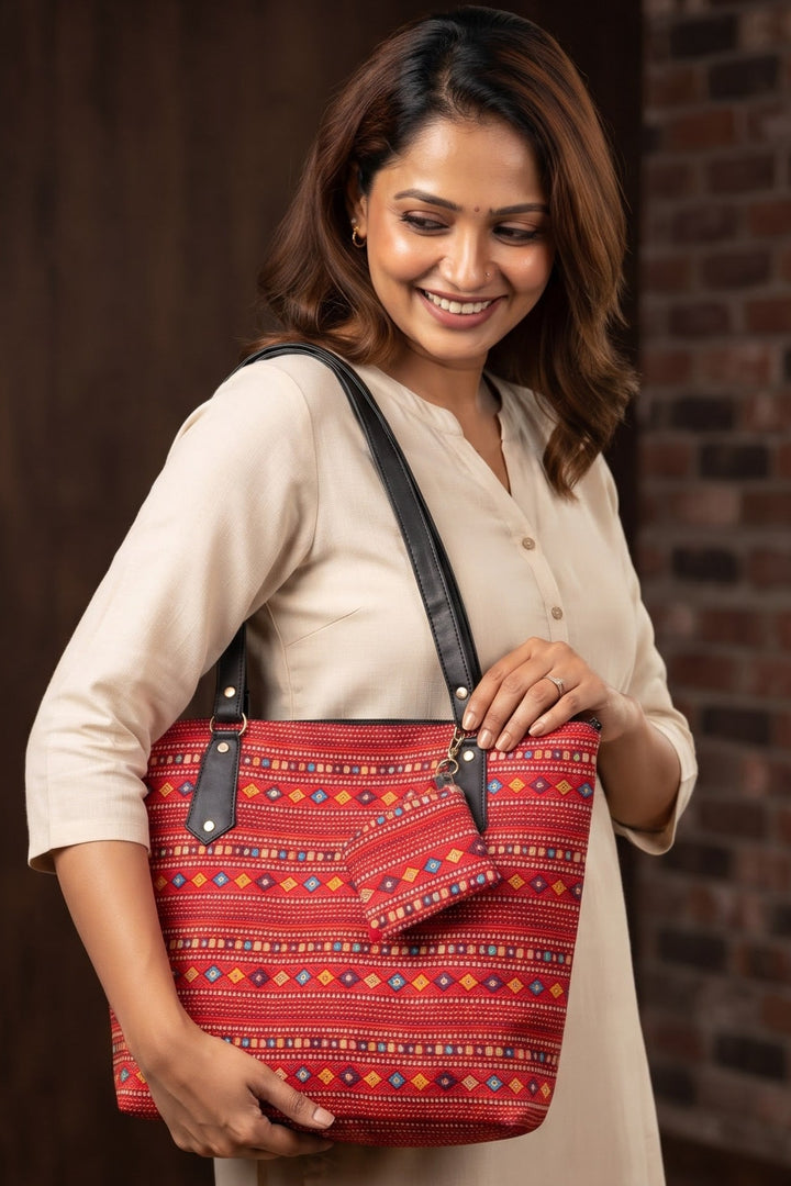 Wonder Explore -  Hand Bag