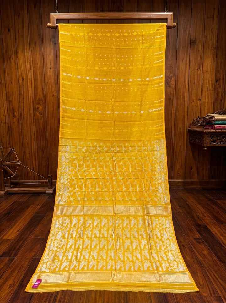Shatarupa Bengal Jamdani Saree (Yellow)