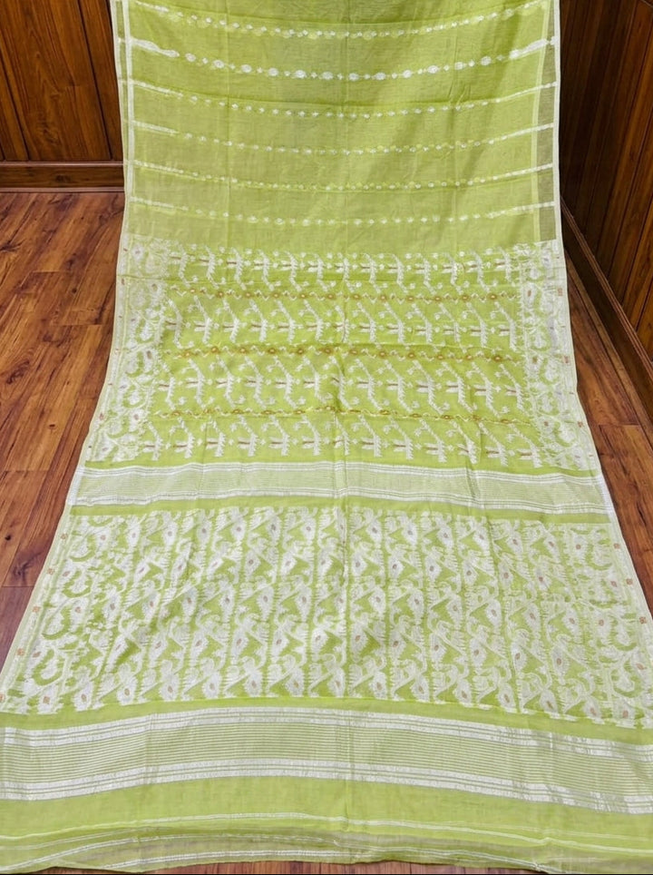 Shatarupa Bengal Jamdani Saree (light green)