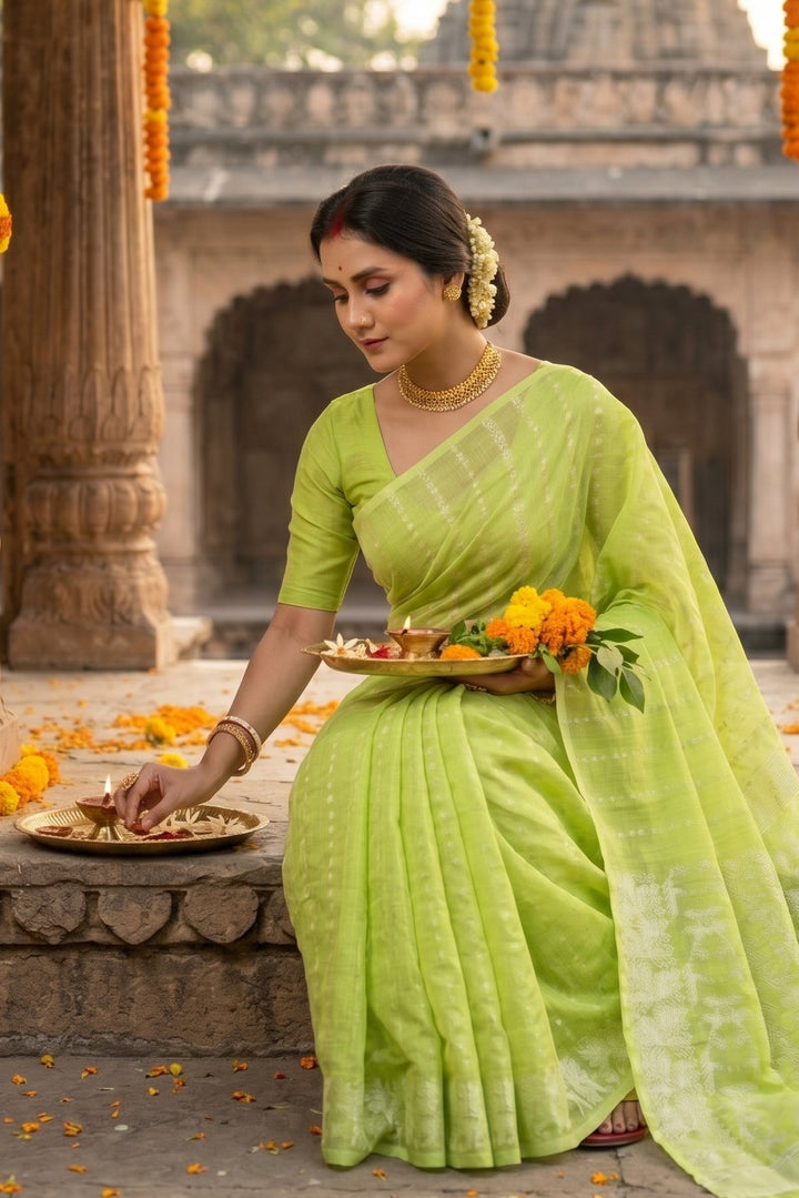 Shatarupa Bengal Jamdani Saree (light green)