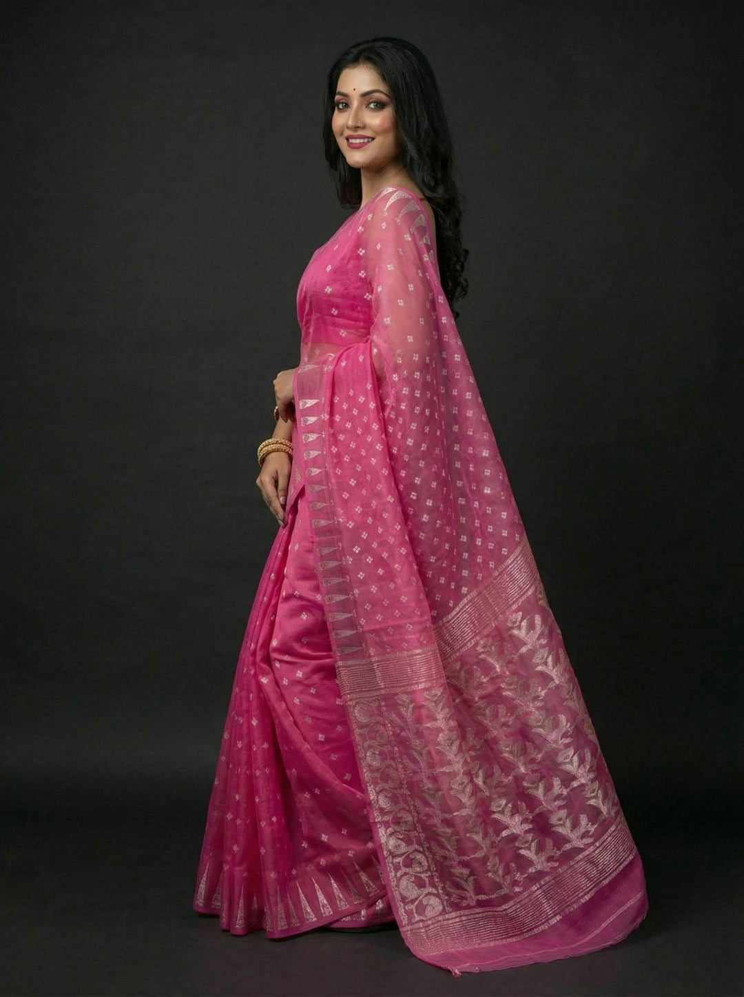 Moner Alo-Bengal Jamdani Saree (Deep Pink)