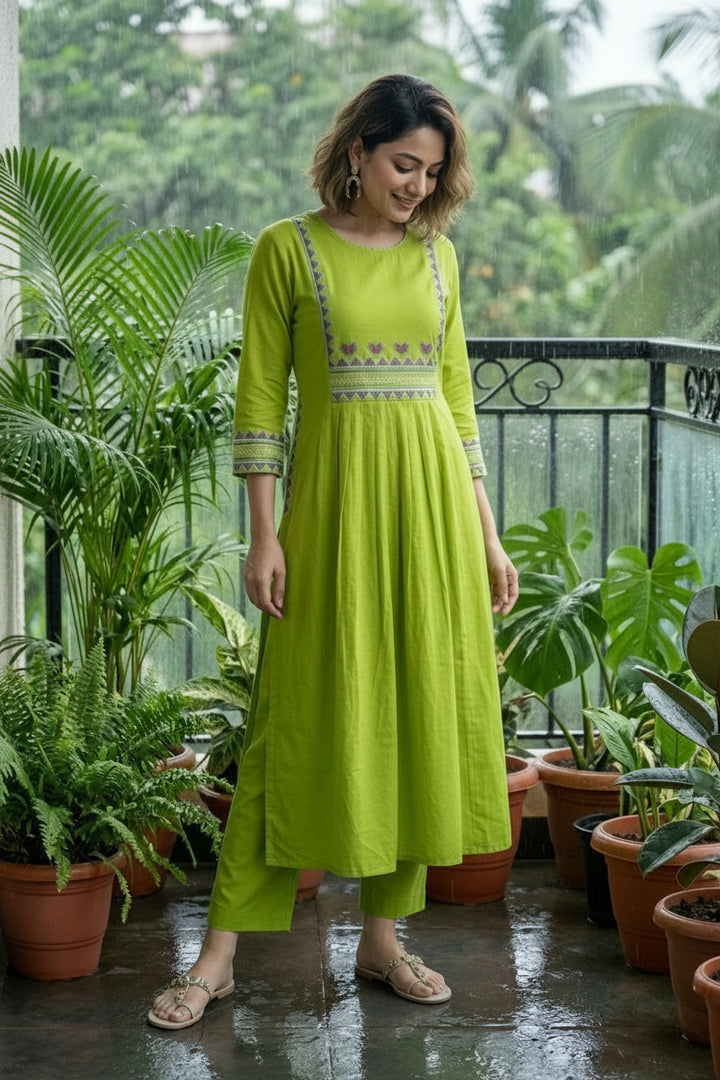Rangon Ki Baat Cotton Kurti Set
