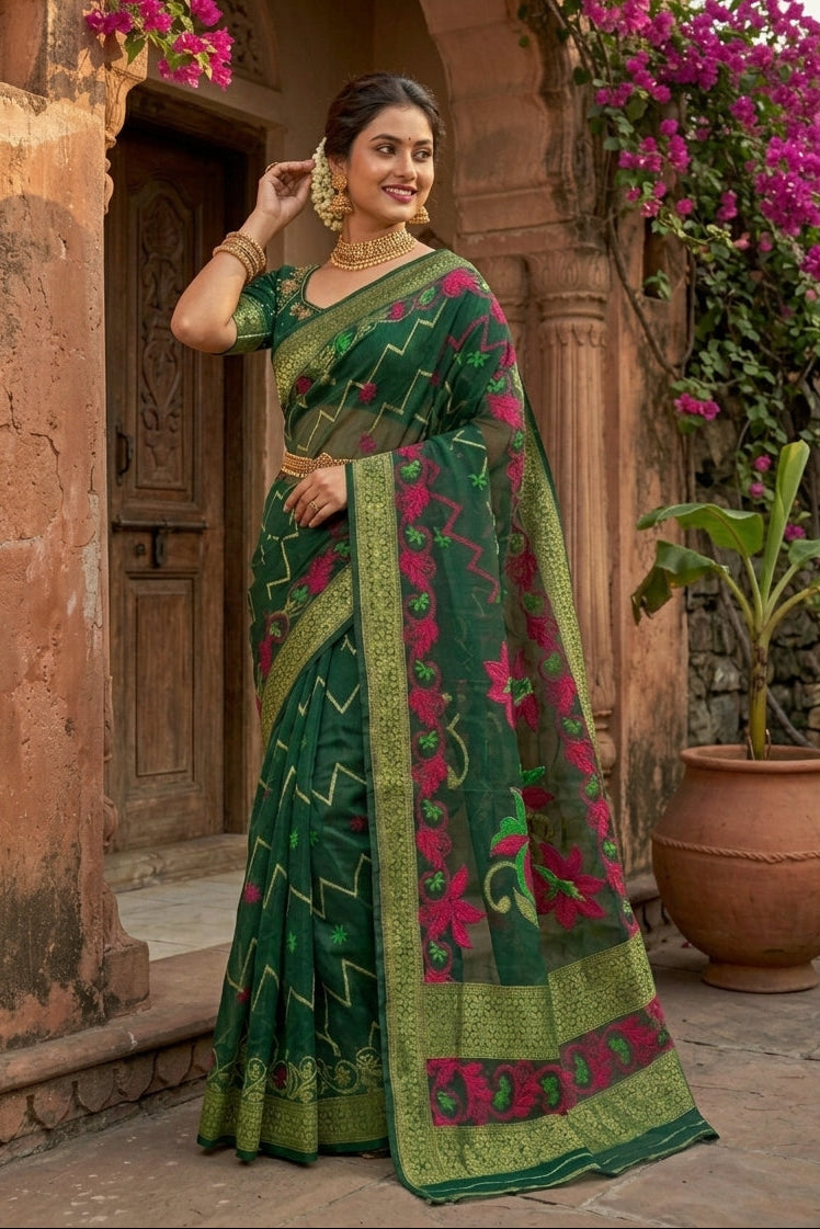 Nirjharini Dhakai Jamdani Saree