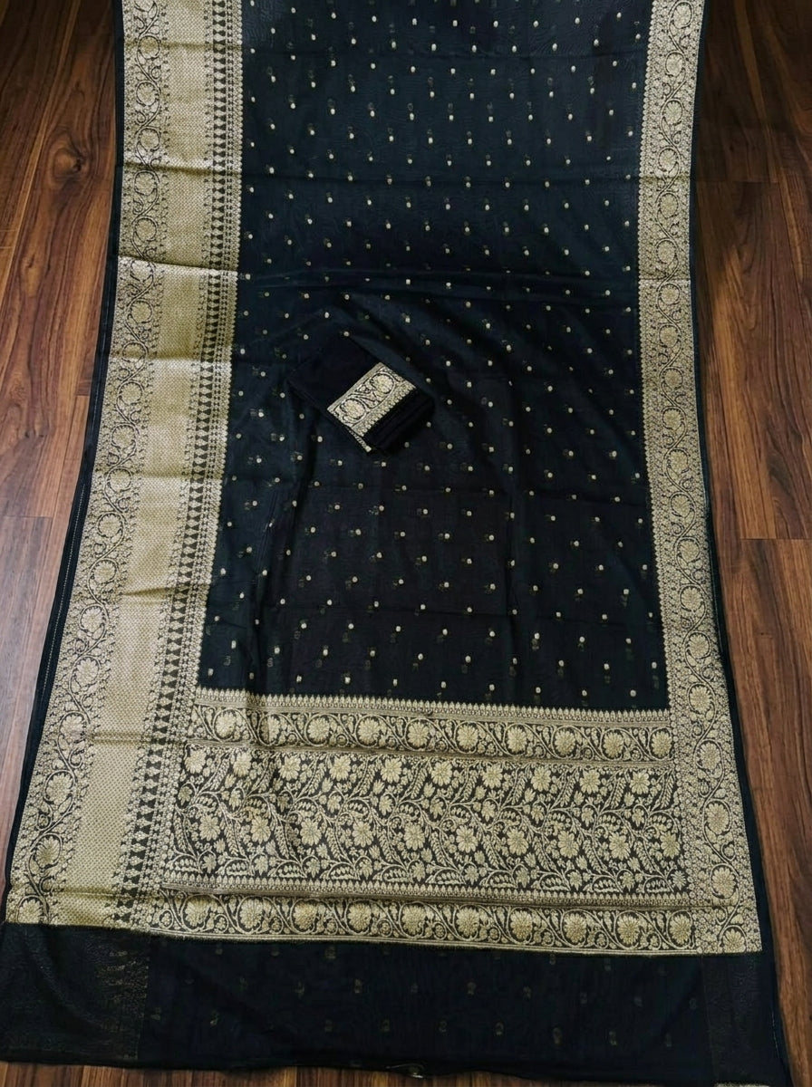 Kaalinidhi Banarasi Saree