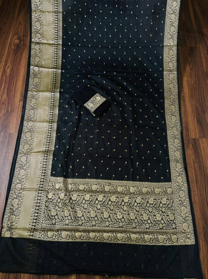 Kaalinidhi Banarasi Saree