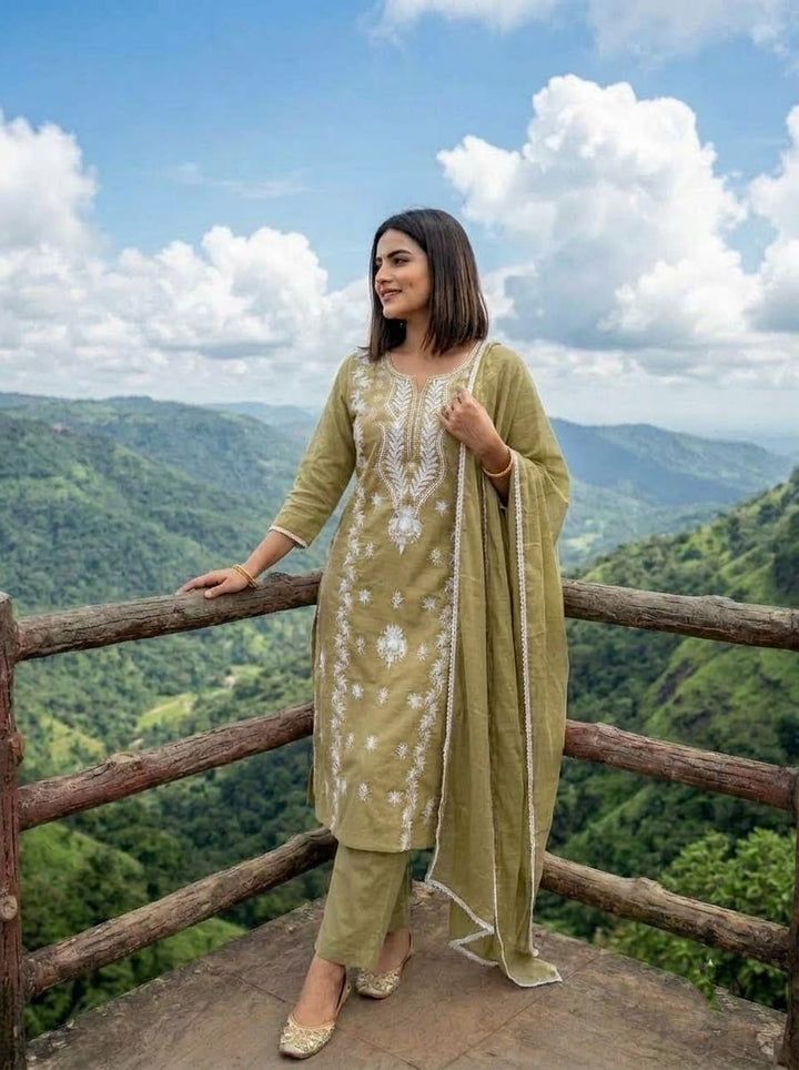 The One and Only - Chikankari Embroidered Cotton Kurti Set