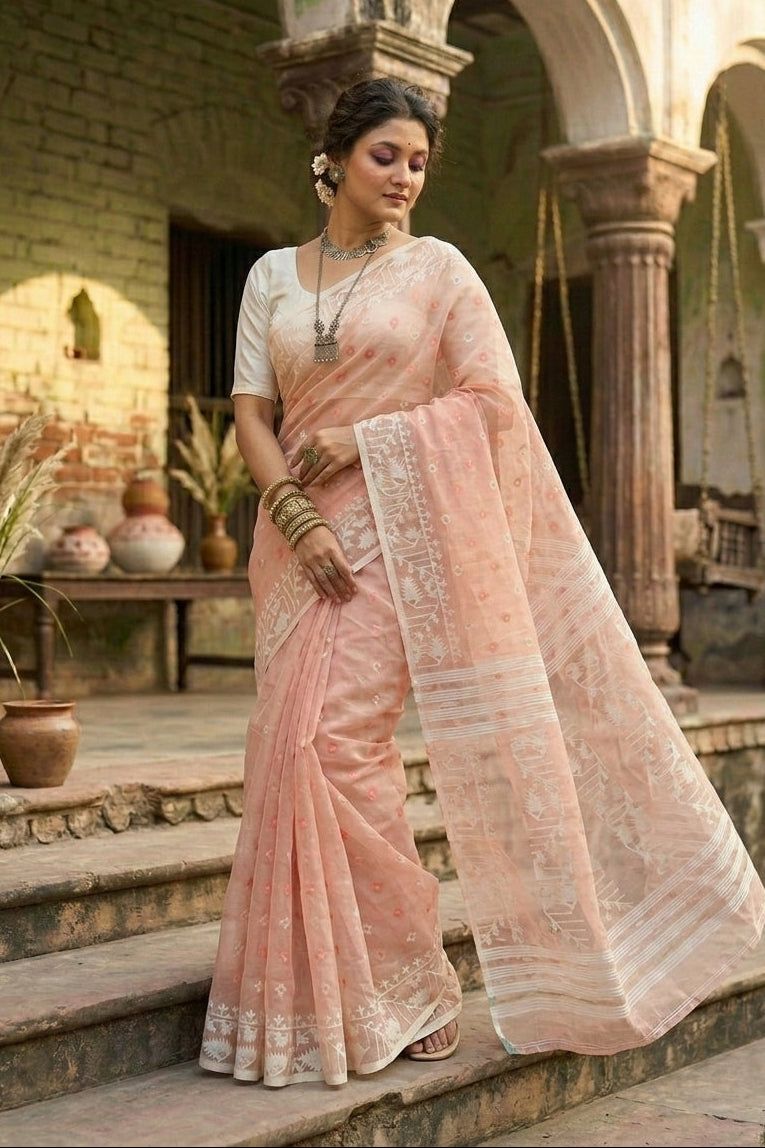 Ektu Bikel Karat Dhakai Jamdani Saree