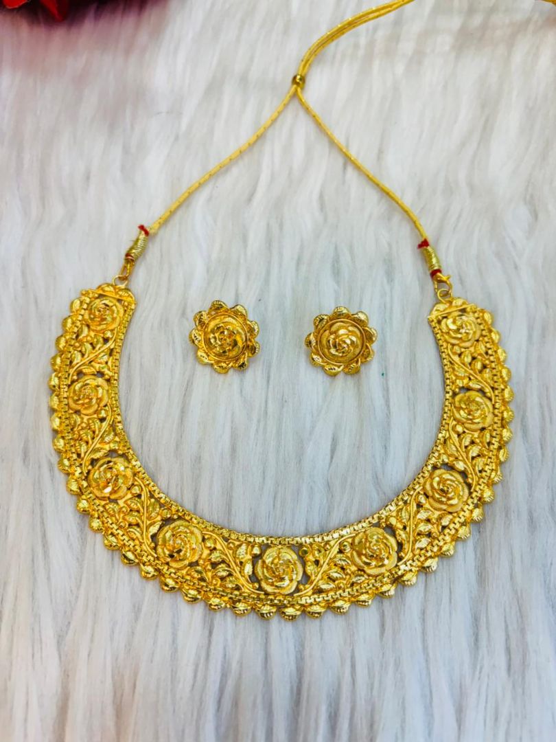 Rose d'Or - Necklace Set