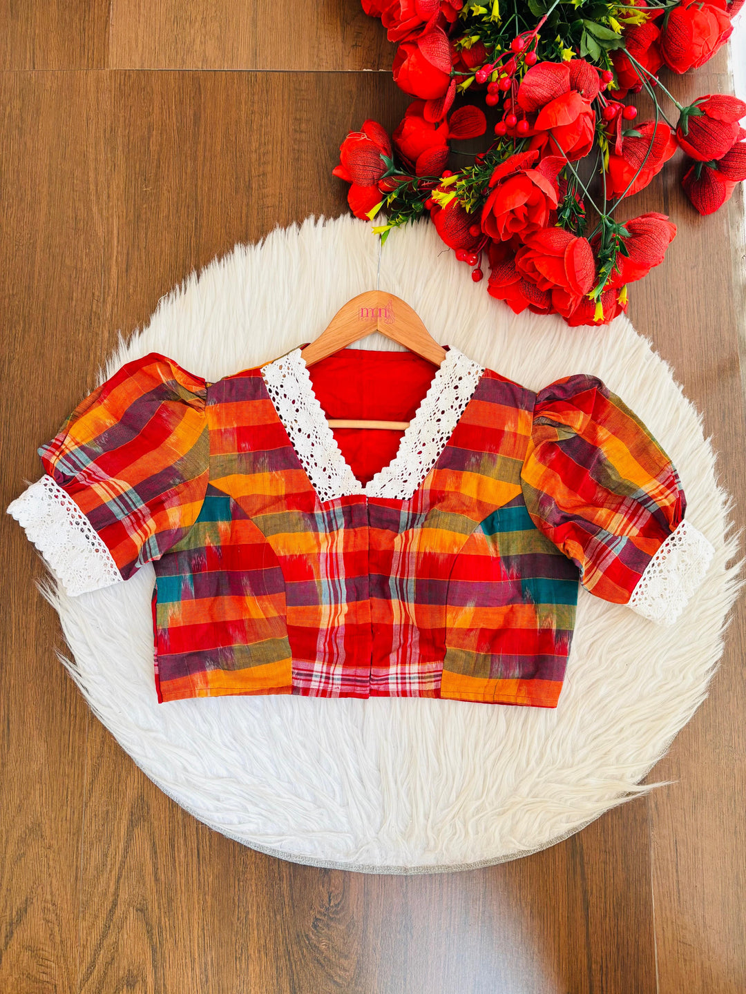 Puff Sleeves Gamcha  Blouse