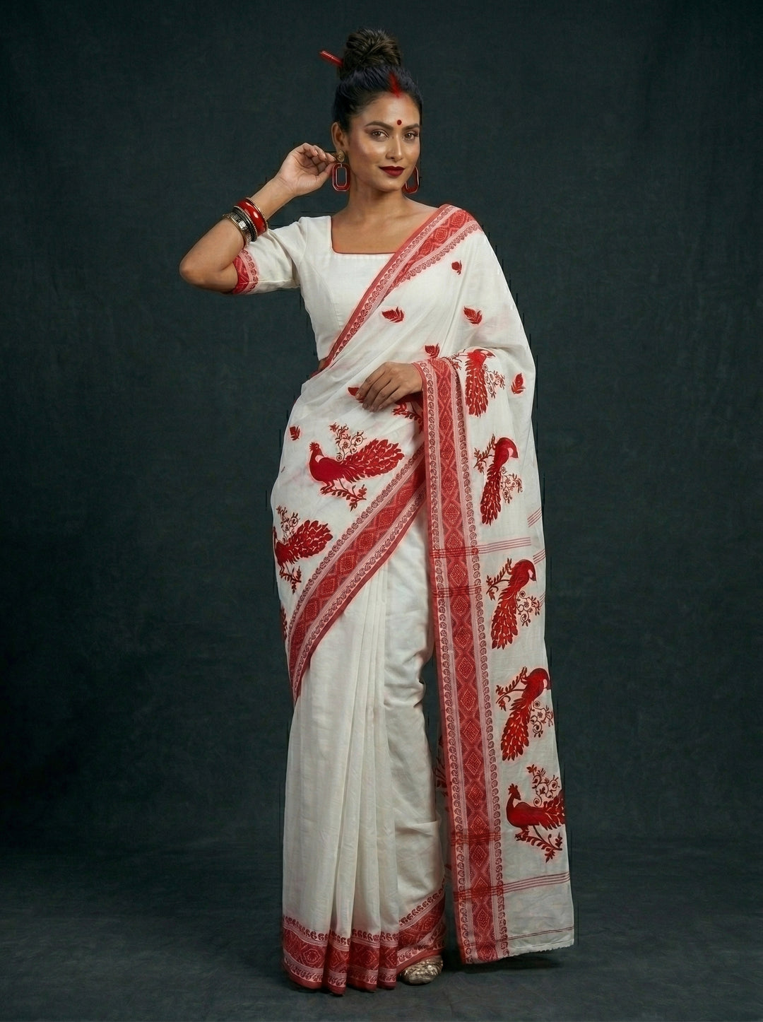Ashtami Tangail Tant Cotton Saree(Peacock Embroidery)