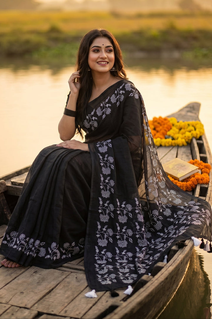 Bangarup (বঙ্গরূপ)– The Beauty of Bengal Embroidered Saree