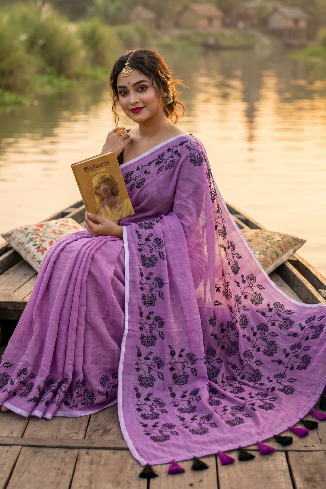 Bangarup (বঙ্গরূপ)– The Beauty of Bengal Embroidered Saree