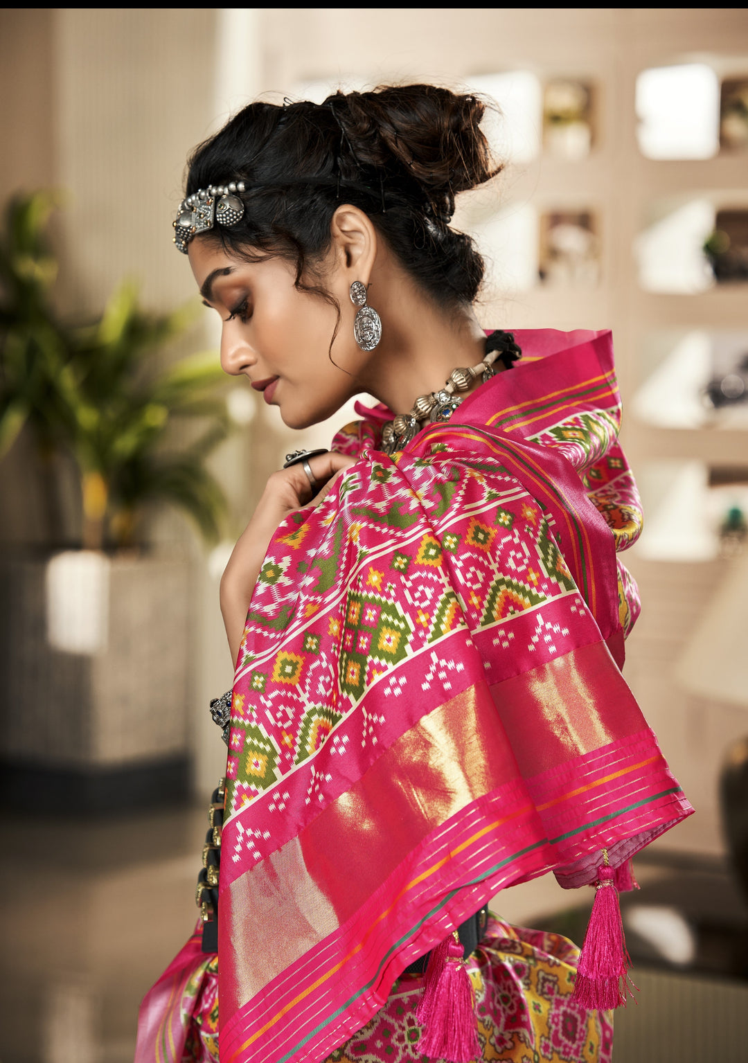 Festive Star- Tale Of Patola Saree