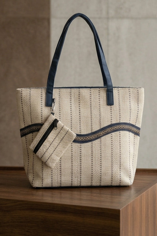 Art in Your Hands -Tote Bag