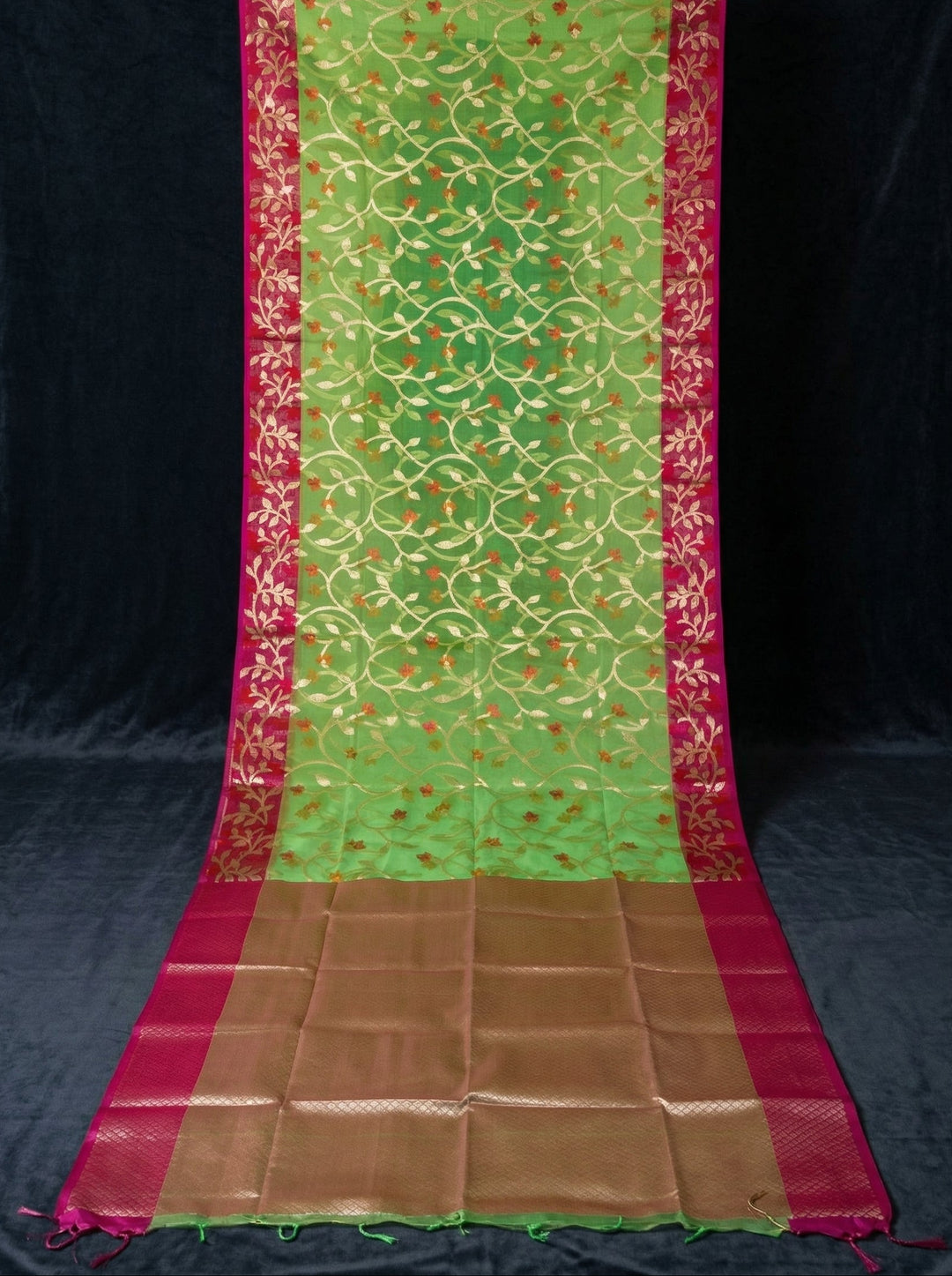 Divine Essence Muslin Jamdani Saree