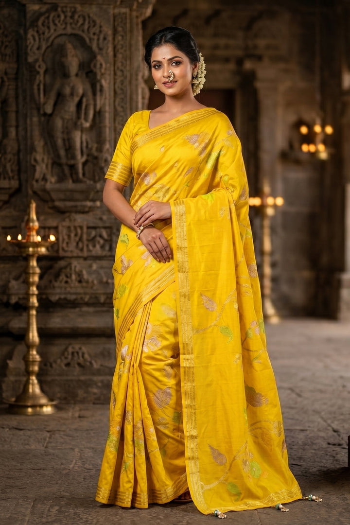 Rhythm of Drapes Crepe Khaddi Silk Saree