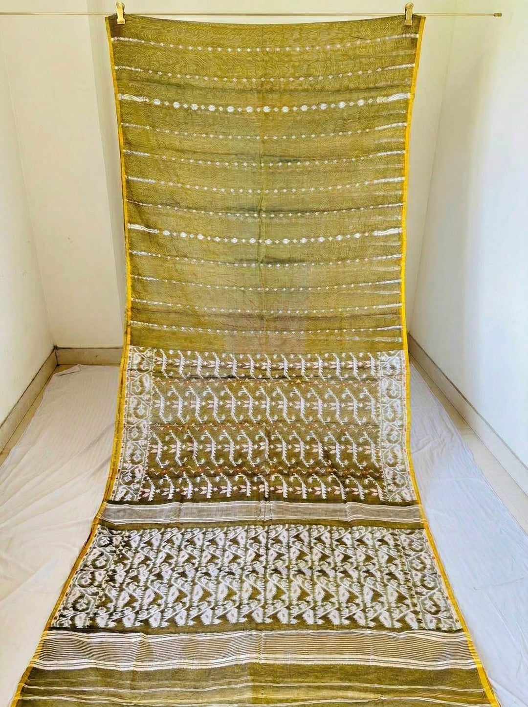 Shatarupa Bengal Jamdani Saree (Olive Green, Yellow Border)