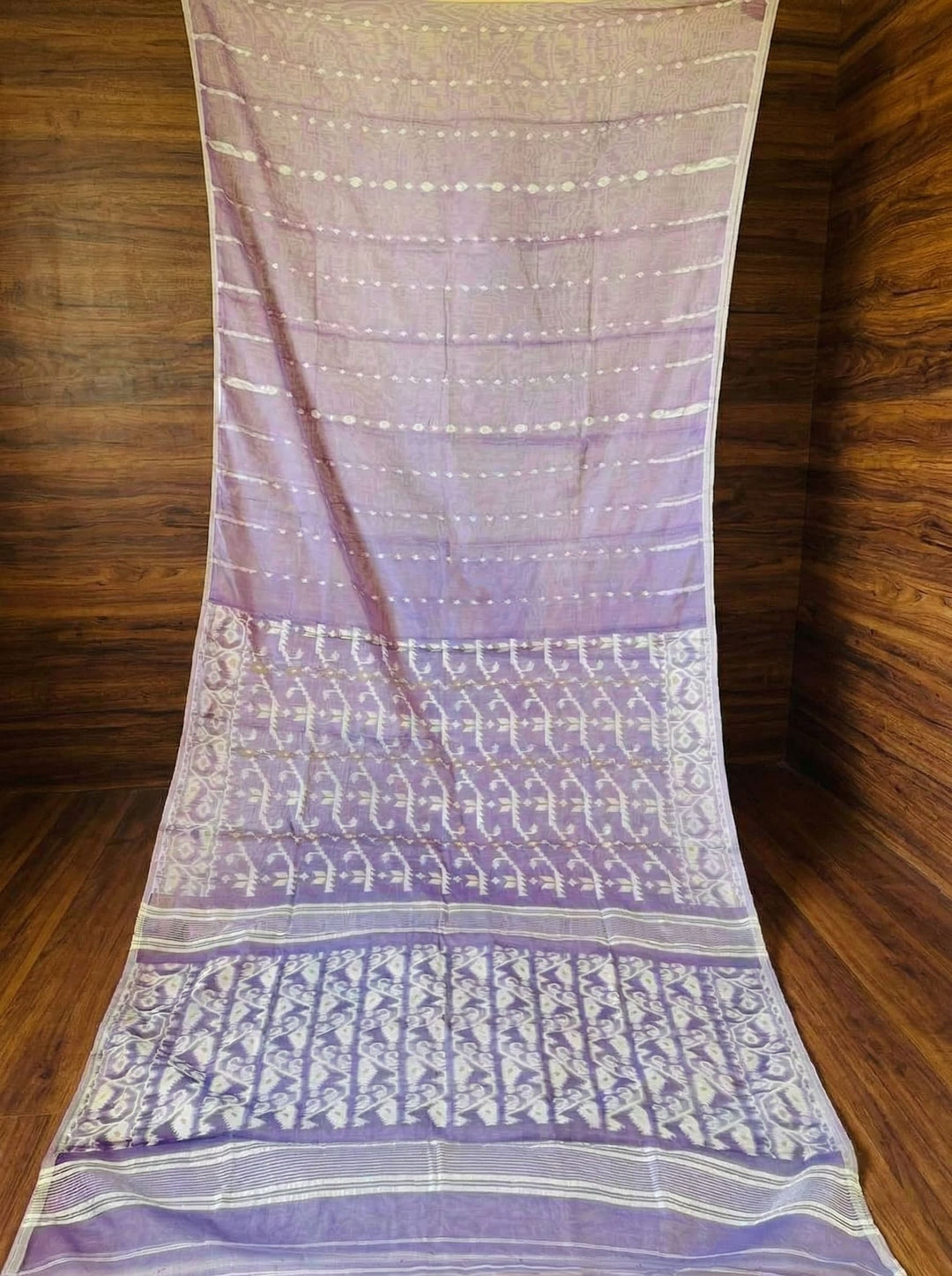 Shatarupa Bengal Jamdani Saree (Lavender)