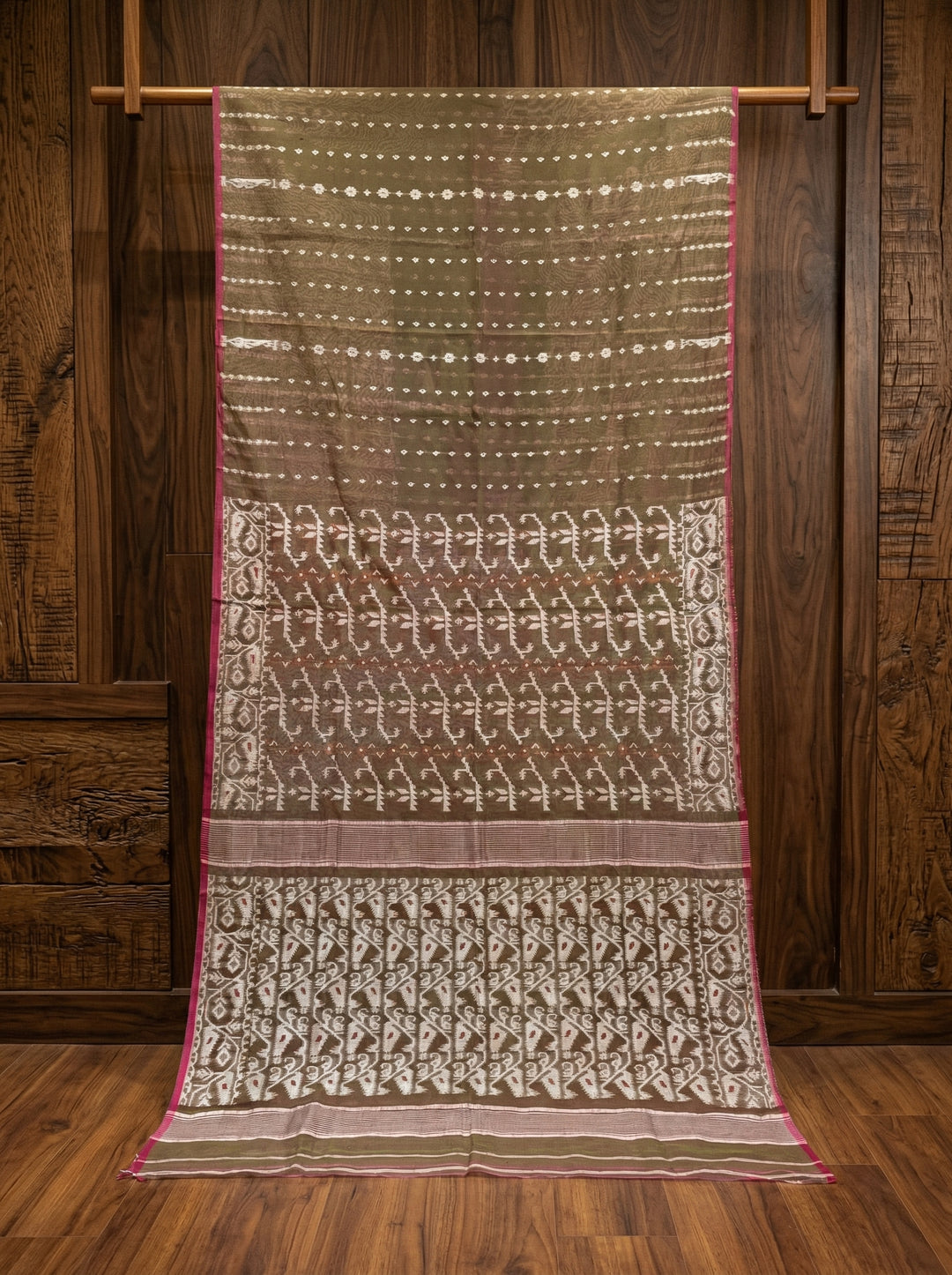Shatarupa Bengal Jamdani Saree (Green Saree Pink Border)
