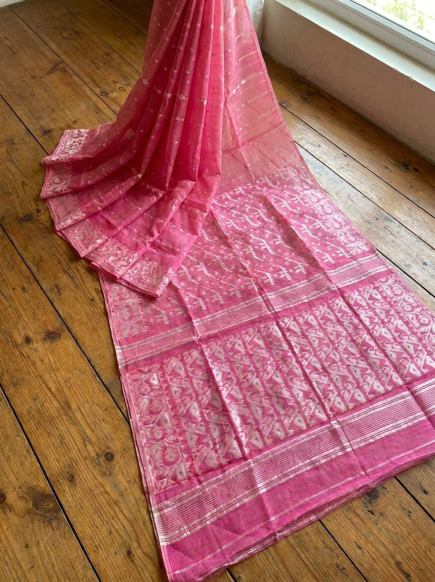 Shatarupa Bengal Jamdani Saree (Pink)