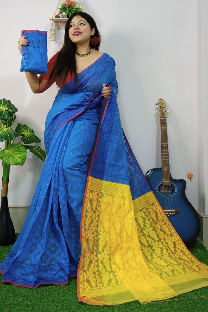 Moner Majhe Dhakai Jamdani Saree