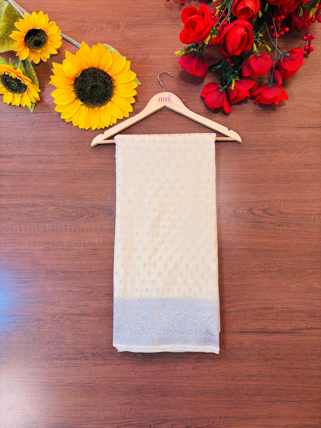 Weave & Wonder - Semi Katan Banarasi Saree