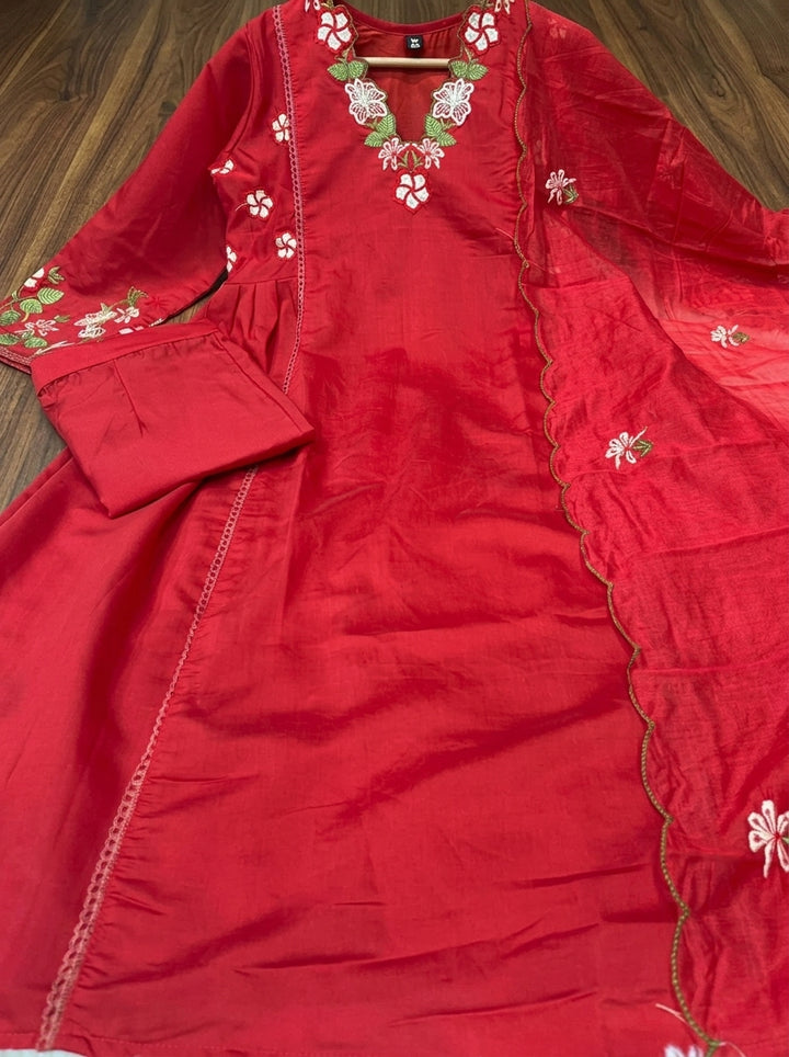 Mystic Aura Chanderi Silk Kurti Set