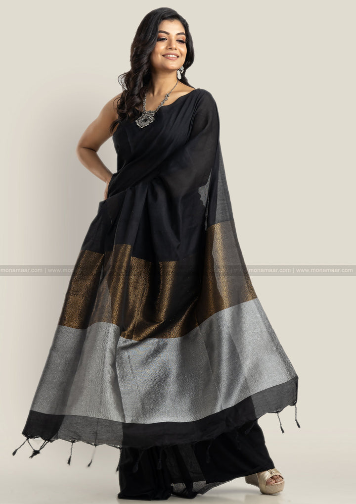 Mysterious Black Bengal Khadi Saree