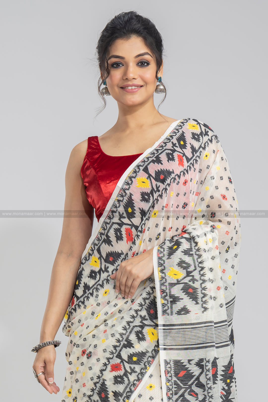 White and Black Dhakai Jamdani Saree