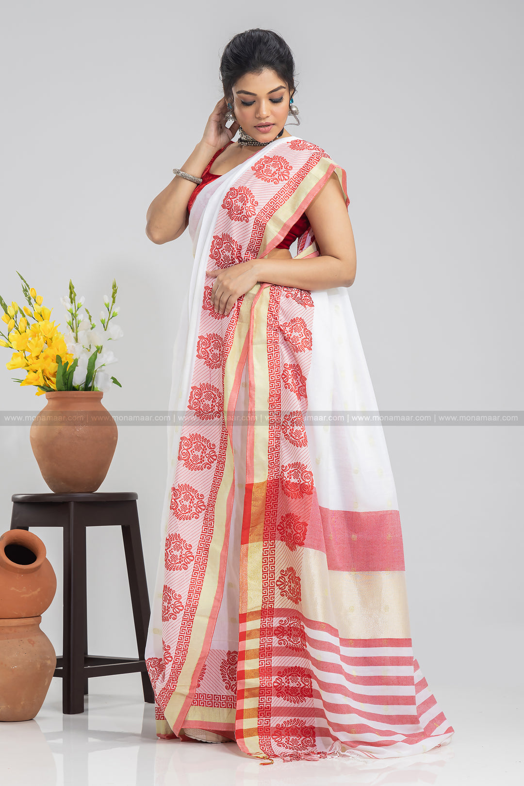 Bengal Khadi Owl Border Saree