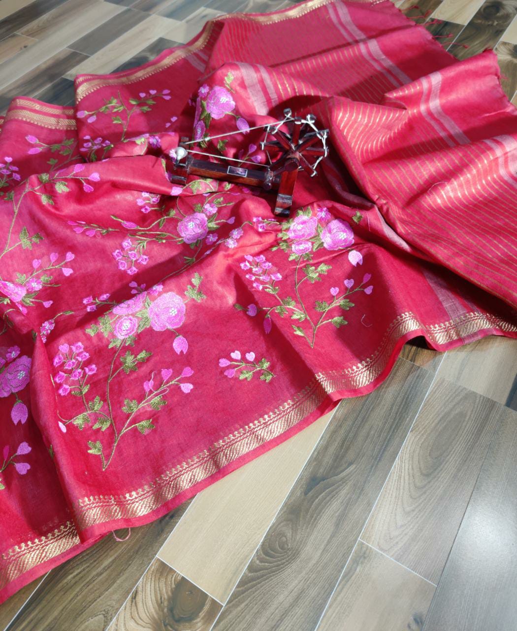 Pure Handwoven Silk Linen Saree