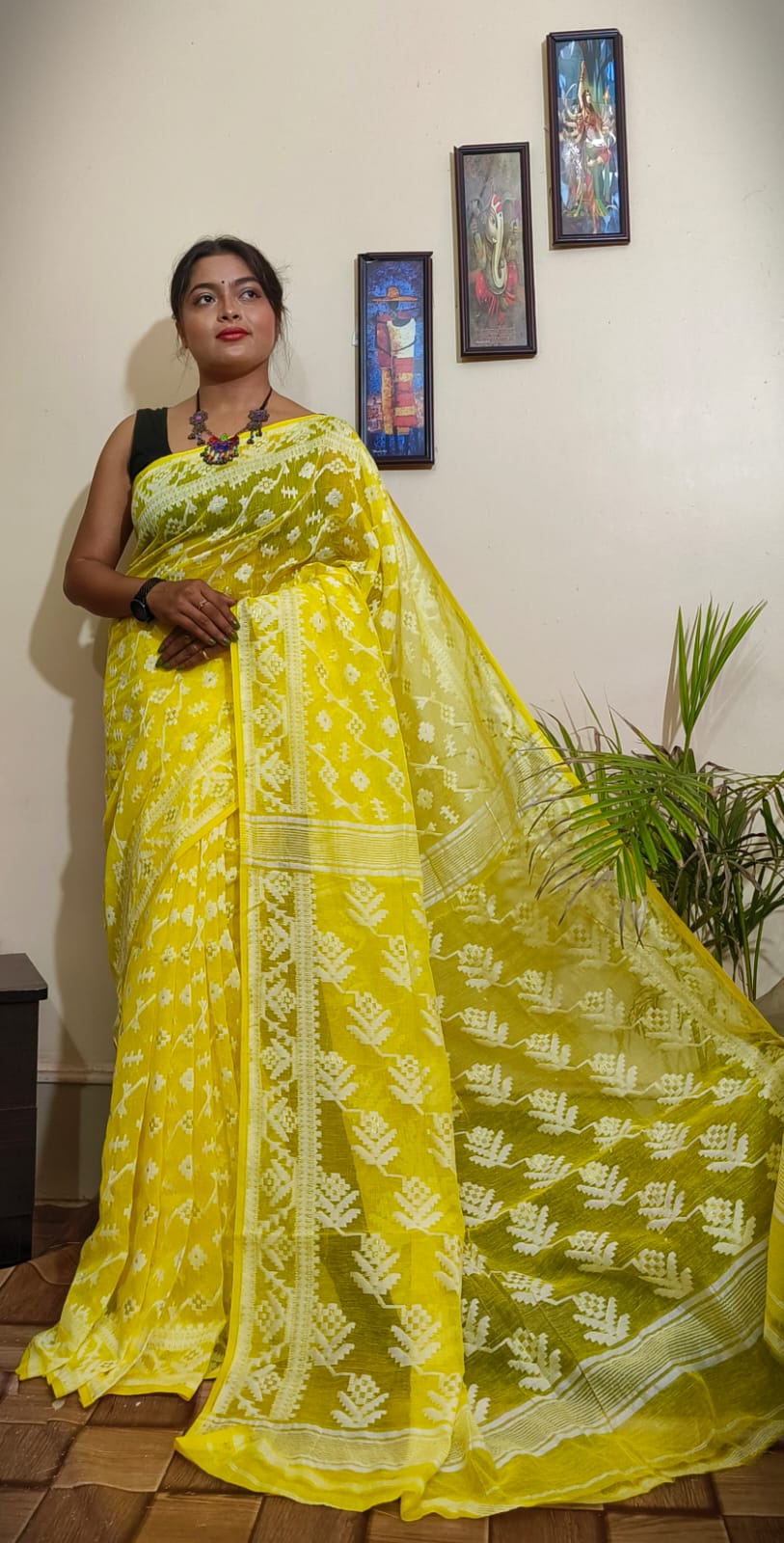 Yellow & Red Handloom Jamdani Saree