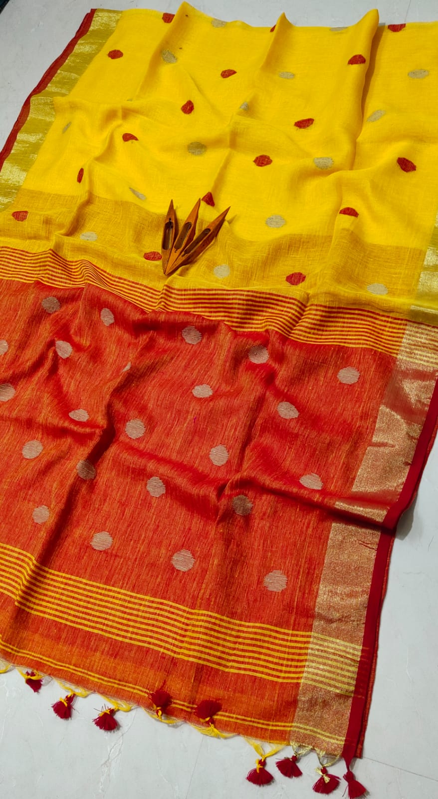 Linen Jamdani Saree