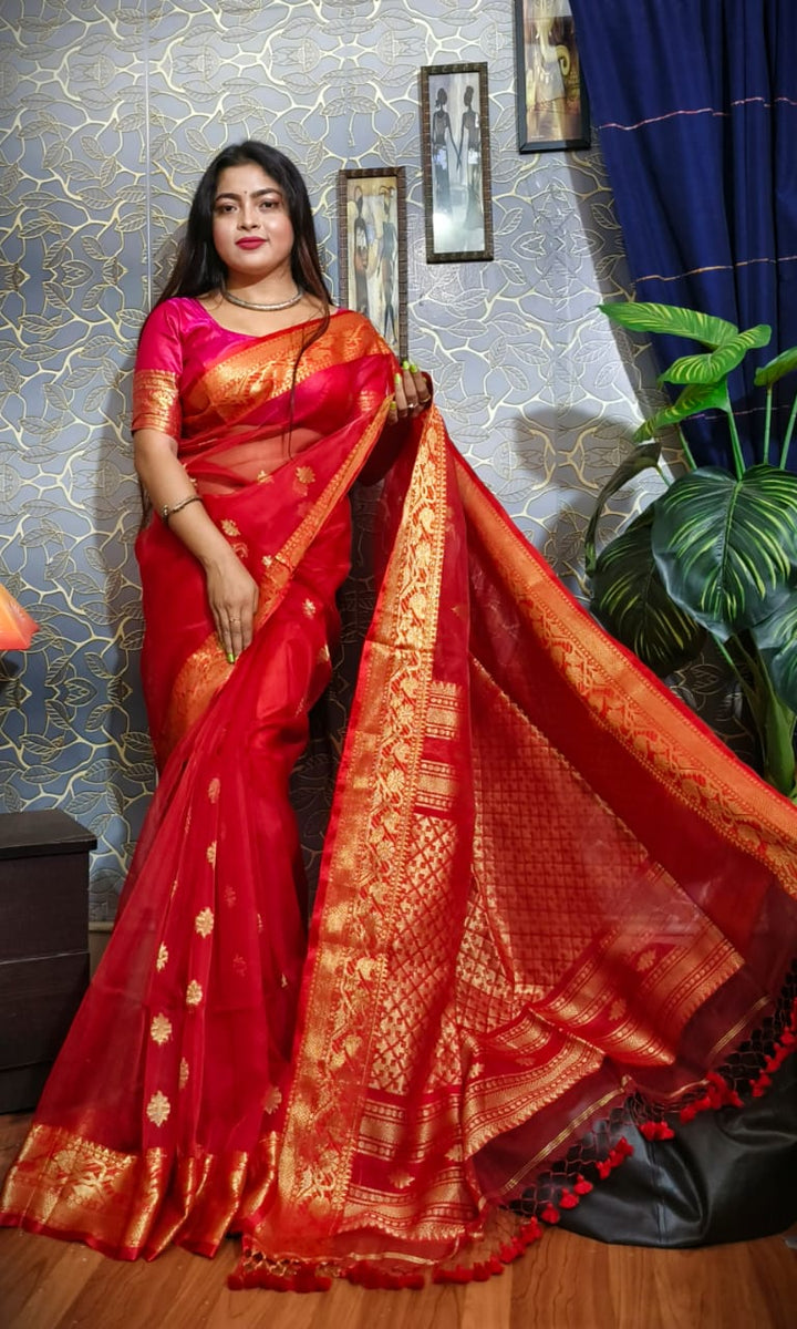 Muslin Jamdani Saree