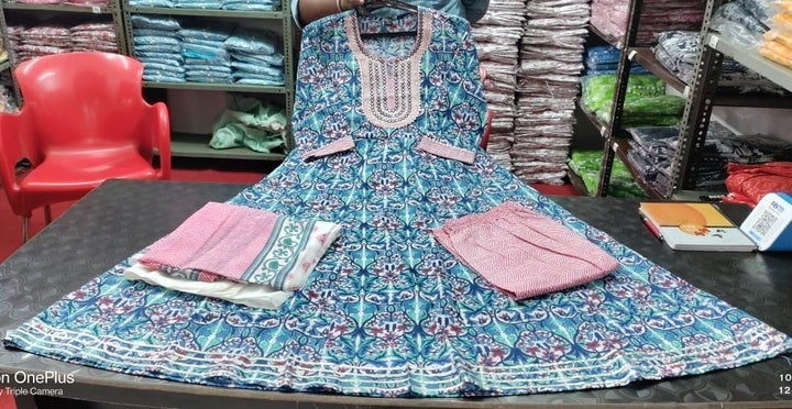 Rhetoric Anarkali style Kurti Set