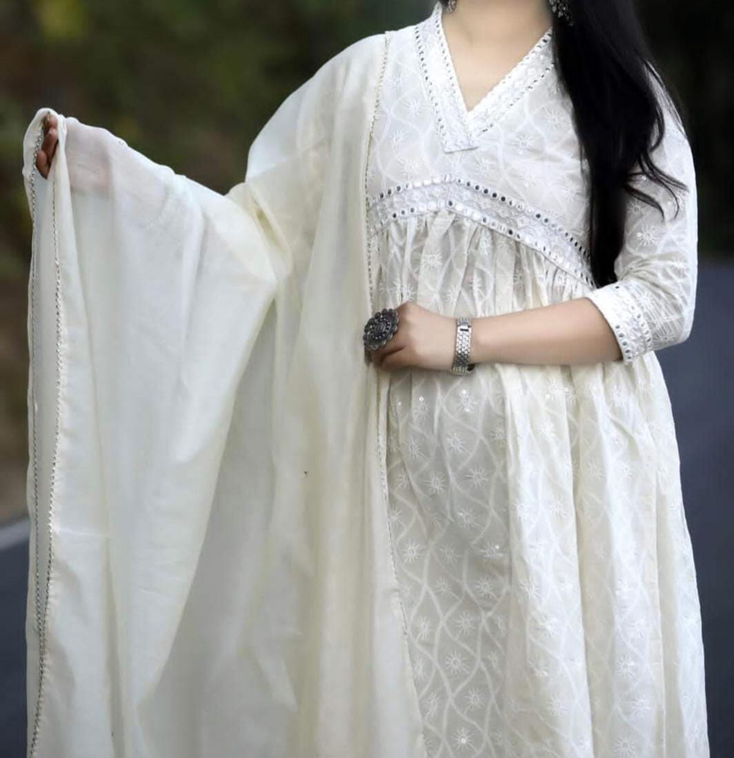 White Love Exclusive Chikankari Set