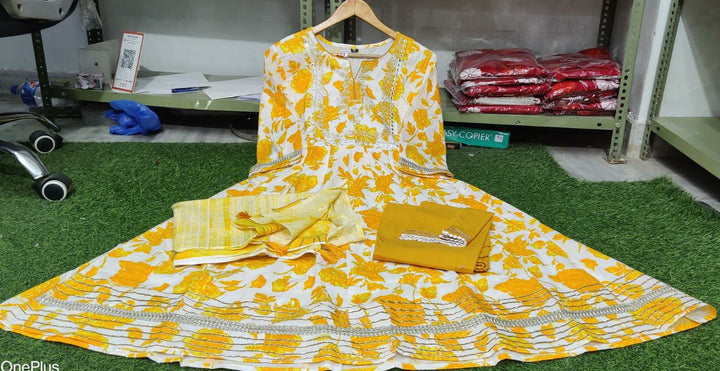 Yellow Rose Kurti Set