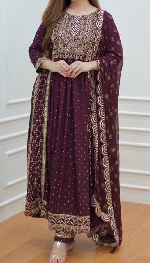 Zari Embroidered Set